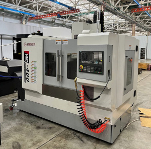 Вертикальный фрезерный обрабатывающий центр VMC400 - Kamimtex