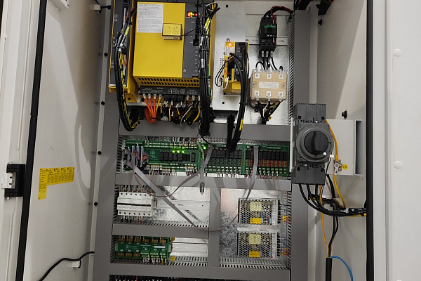 Вертикальный фрезерный обрабатывающий центр GRM-1160VC